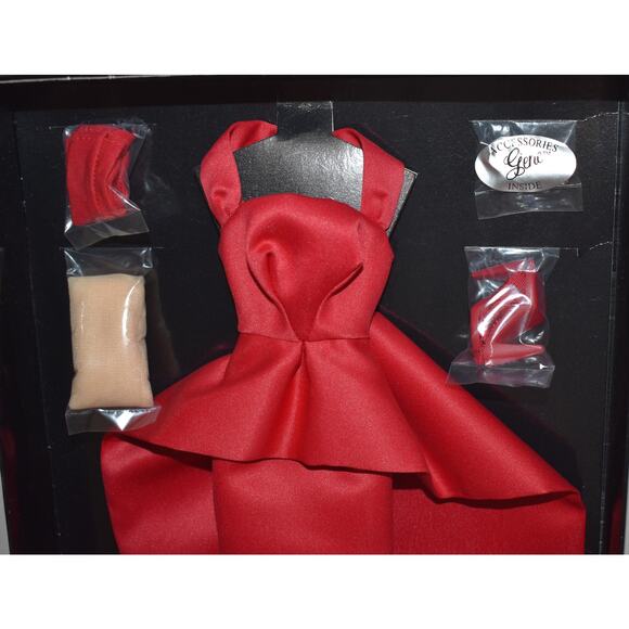 NIB Gene Doll Outfit Ransom in Red  #KH12425 - Picture 2 of 5